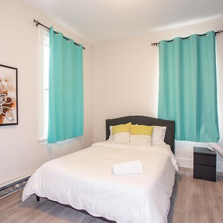 דירות Sainte-Catherine Charming Niagara Region Apt. Newly Renovated! מראה חיצוני תמונה