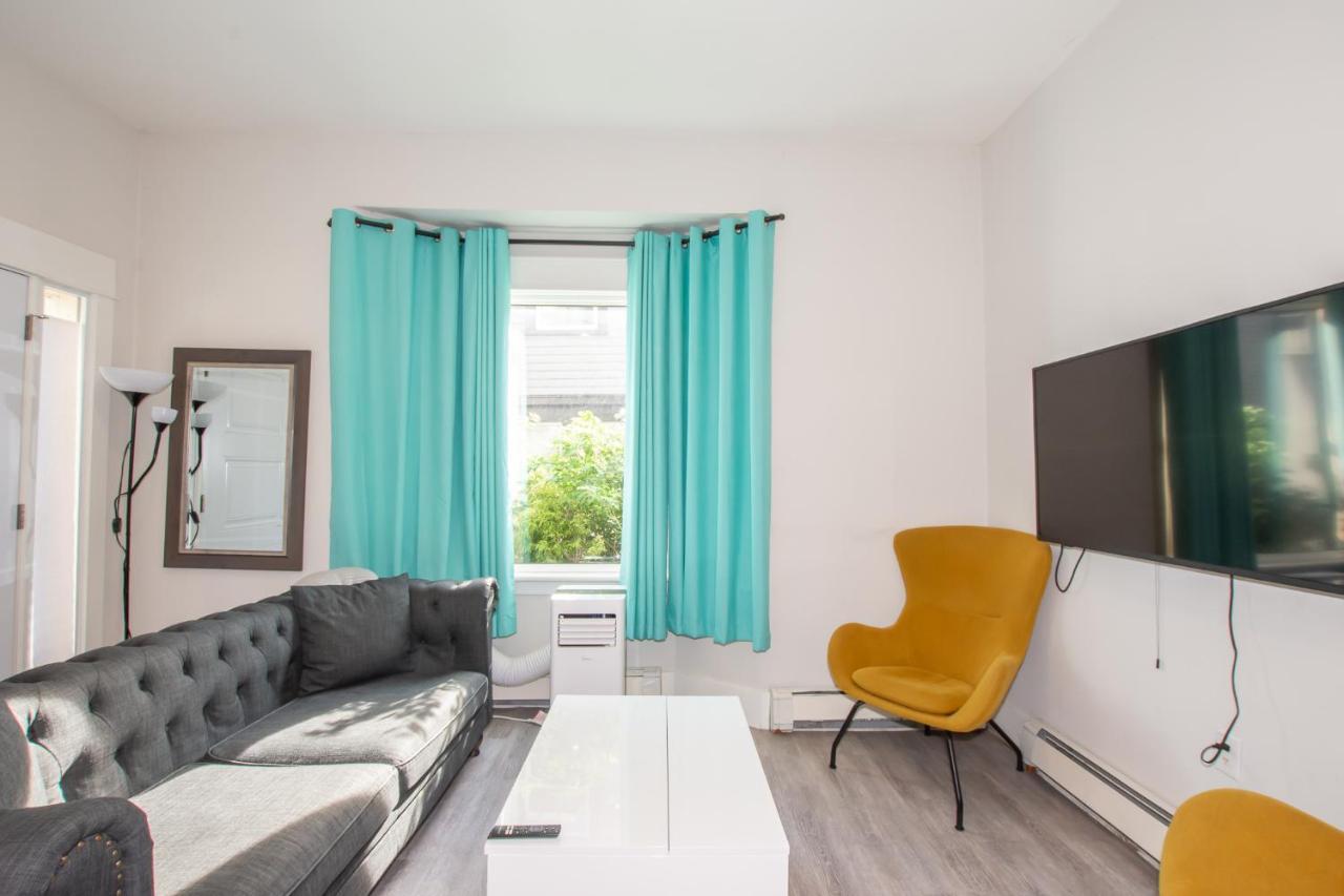 דירות Sainte-Catherine Charming Niagara Region Apt. Newly Renovated! מראה חיצוני תמונה