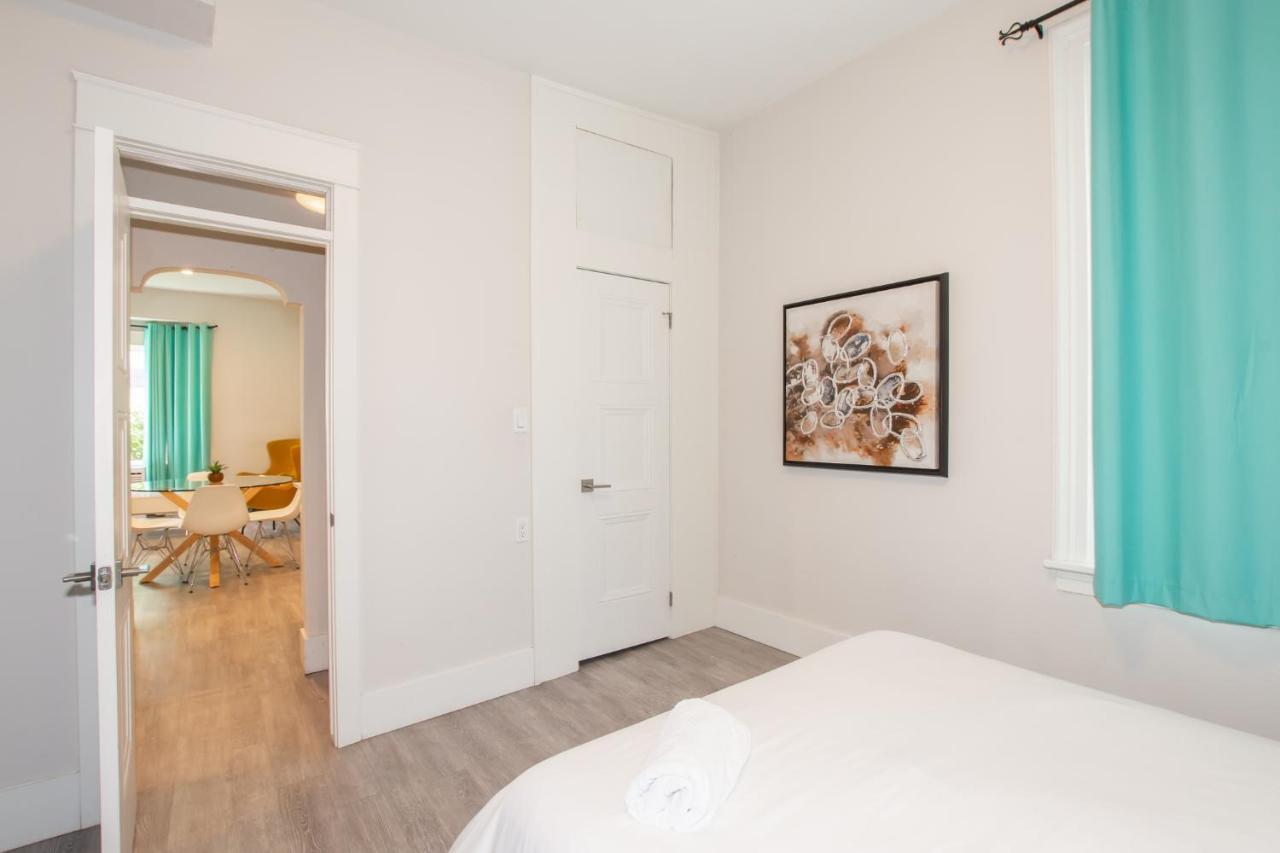 דירות Sainte-Catherine Charming Niagara Region Apt. Newly Renovated! מראה חיצוני תמונה